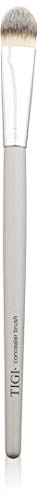 TIGI Cosmetics Concealer Brush with Natural Bristles
