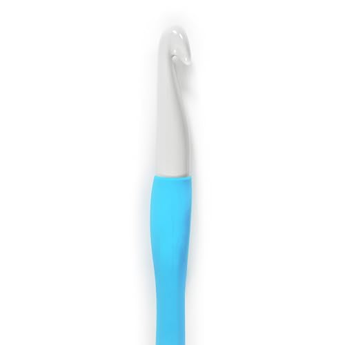 Clover Amour Crochet Hook 15mm - Comfortable Grip, Blue & White