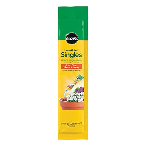 Miracle-Gro Pour & Feed Singles Plant Food, 2 oz Ready-to-Use Fertilizer