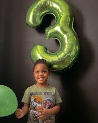 Number 9 Balloon - 40 Inch Light Green Giant Birthday Decoration for Girls | Perfect for 9th, 19th, 29th Parties