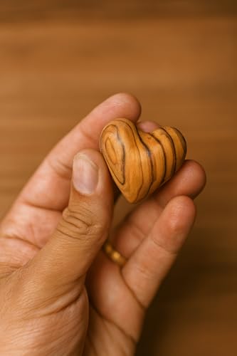 Zuluf 1.25" Olive Wood Pocket Heart – Hand Carved Wooden Fidget Keepsake