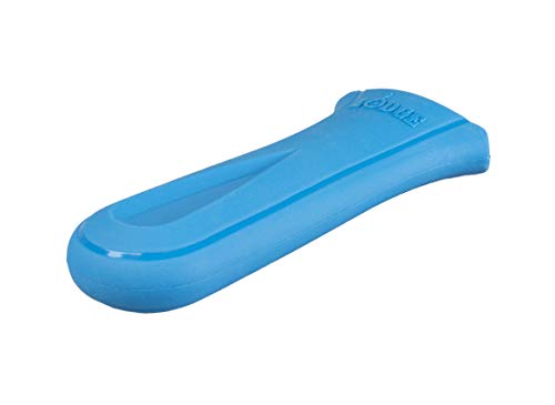 Blue Lodge Silicone Handle Holder for 9 Inch & Larger Skillets - Deluxe Kitchen Accessory