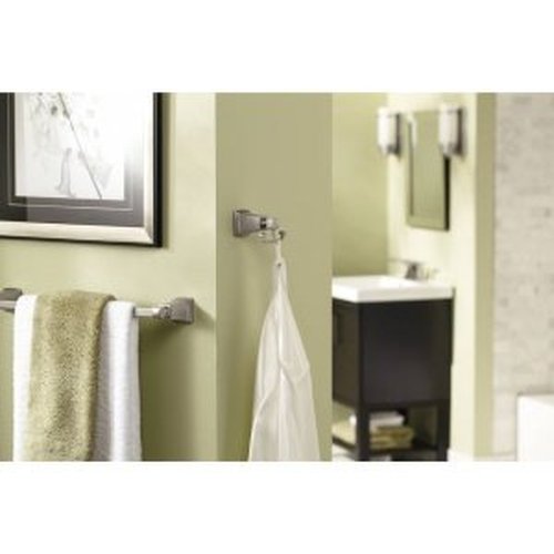 Moen YB5418BN Kingsley 18 inch Single Towel Bar, Brushed Nickel