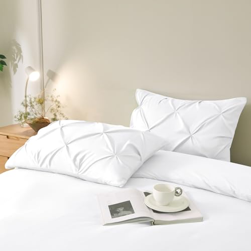 VACVELT 2-Pack White Pintuck Pillow Shams, 20x26 Inch