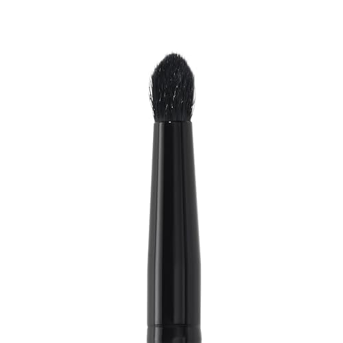 e.l.f. Smudge 'N Smoke Eyeliner and Eyeshadow Brush