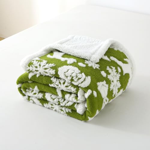 Christmas Green Knitted Sherpa Throw Blanket - 60x80 Inches with Variation Xmasgreen