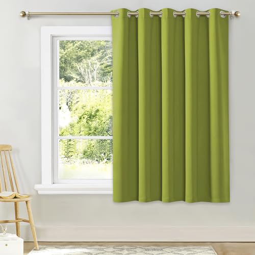 NICETOWN Fresh Green Blackout Curtain Panel, 70 x 63 Inch