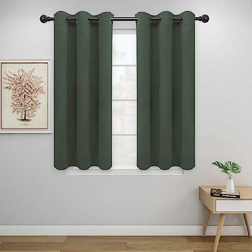 Greyish Green Easy-Going Thermal Blackout Curtains 2 Panels 34x45 in with Grommets
