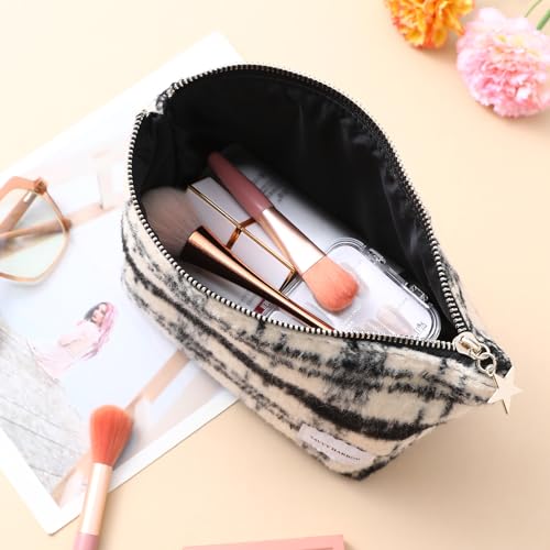 Savvy Harbor Checkered Makeup Bag & Travel Toiletry Pouch