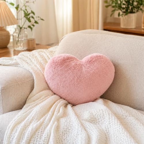 RAINFLOW Pink Faux Fur Heart Shaped Throw Pillow - Plush Room Decor