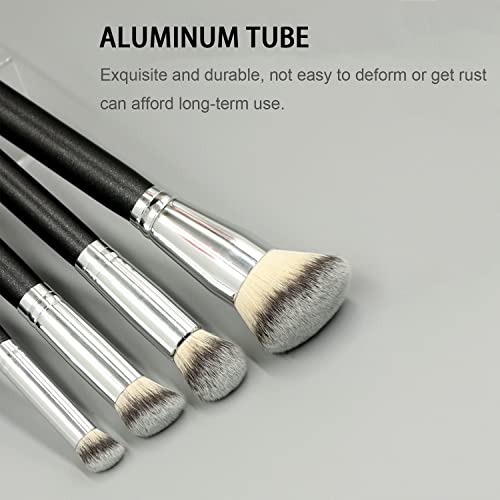 Angled Foundation Brush for Liquid, Cream and Mineral Makeup