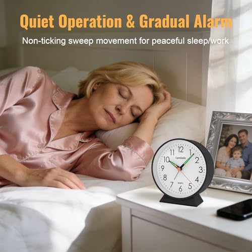 4.5 Inch Black Silent Analog Alarm Clock with Night Light