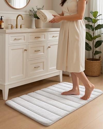 Color&Geometry White Bathroom Rug 17x30 inches, Non-Slip Microfiber Bath Mat