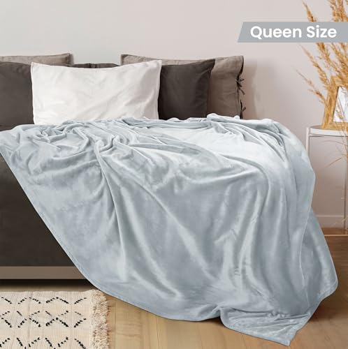 Utopia Bedding Queen Size Soft Fleece Blanket - Light Grey 90x90
