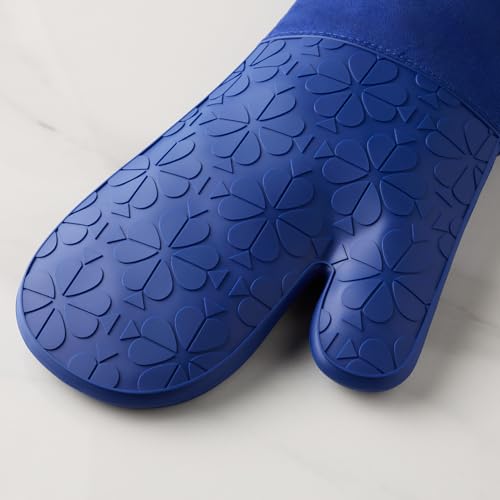 Kate Spade New York Spade Flower Soft Silicone Oven Mitt 2-Pack Set, Heat Resistant, Flexible Non-Slip Silicone Grip, Navy/Blue, 7"X13"