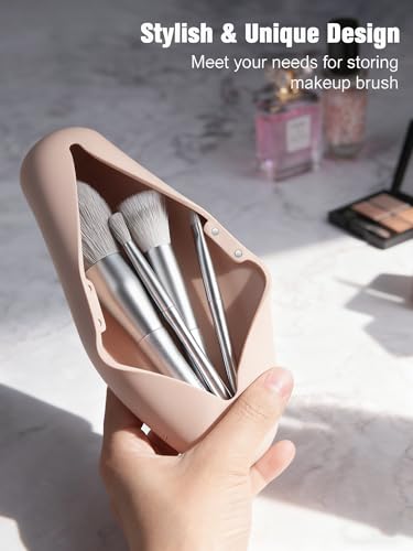 FERYES Small Khaki Travel Makeup Brush Holder with Magnetic Closure