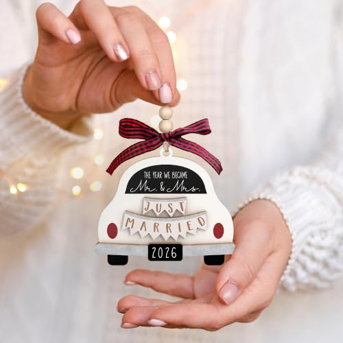Mr and Mrs Just Married Ornament 2026 - Wedding Gift for Couples