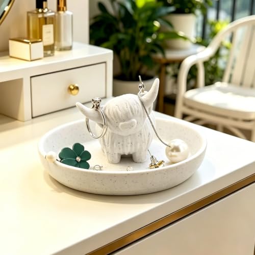 Highland Cow Ring Holder Jewelry Dish - Cute Farmhouse Decor Gift for Women