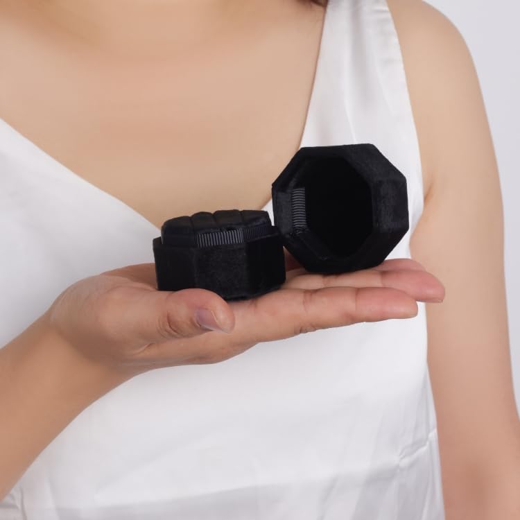 Black Velvet Ring Box for 3 Rings – Elegant Triple Slot Holder