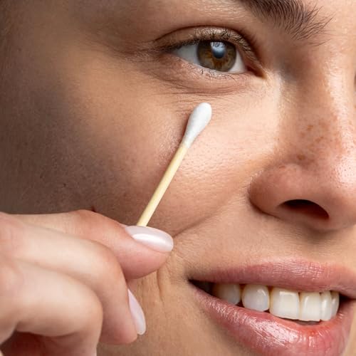 Cliganic Organic Bamboo Cotton Swabs 100 Count Eco-Friendly Buds