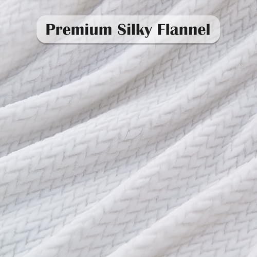Fleece Leaves Pattern Throw Blanket - White 50x60 Inches
