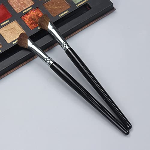 Ksvsonrvi Sickle Shape Eyeshadow & Nose Contour Brush Soft Pony Hair