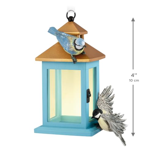 Hallmark Keepsake Christmas Ornament - Feathered Friends Perfect Nesting Spot