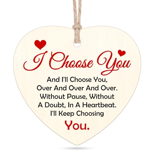 Couples Wooden Christmas Ornament - Romantic Tree Decoration 2025