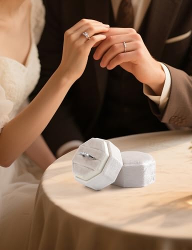 Cream Velvet Octagon Ring Box - 3 Slot Jewelry Holder for Wedding Proposal