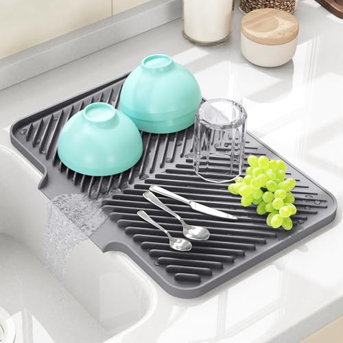 Silicone Dish Drying Mat with Drainage - 15.8" x 13"