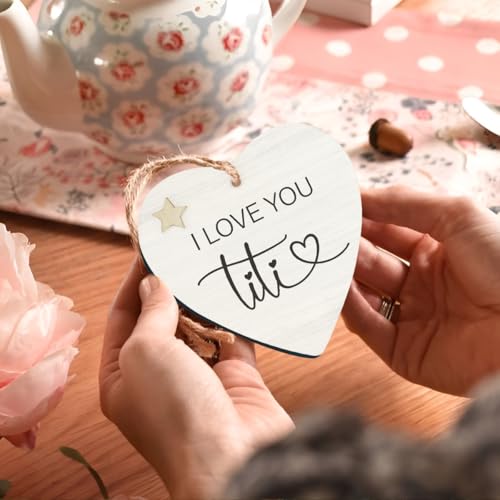 Aunt Heart Ornament - Wooden Christmas Decoration, 3.54"