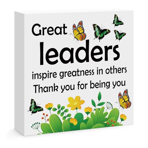 Boss Appreciation Gift: Wooden Desk Sign for Leaders & Mentors