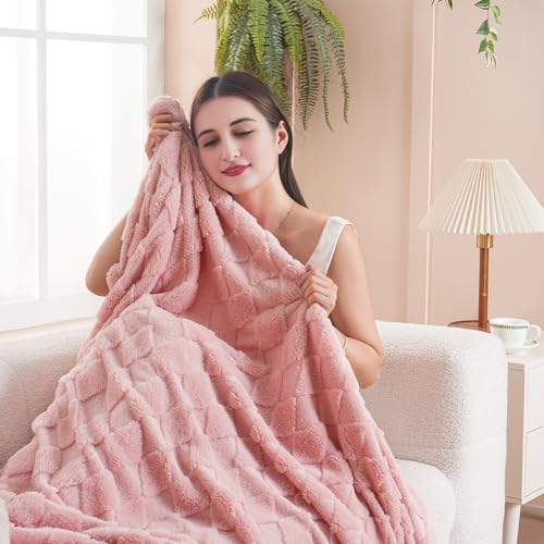 YIICKO Pink Diamond Checkered Fleece Throw Blanket 50"x60" Soft Plush