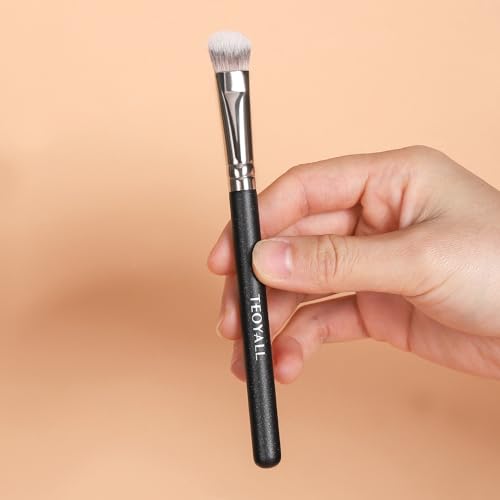 TEOYALL Under-Eye Concealer Brush - Cat Paw Highlight & Blemish Makeup Brush