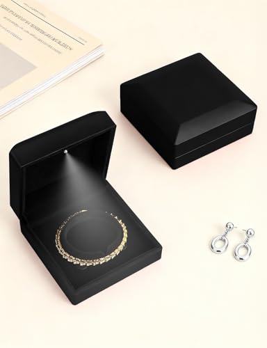 Hatori Velvet Bracelet Box with LED Light – Jewelry Organizer for All Occasions