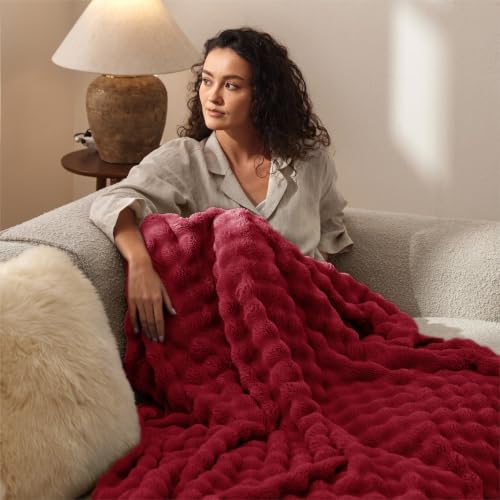 Bedsure Cloud Bubble Throw Blanket - Red, 50x60 Inches, Christmas Decor