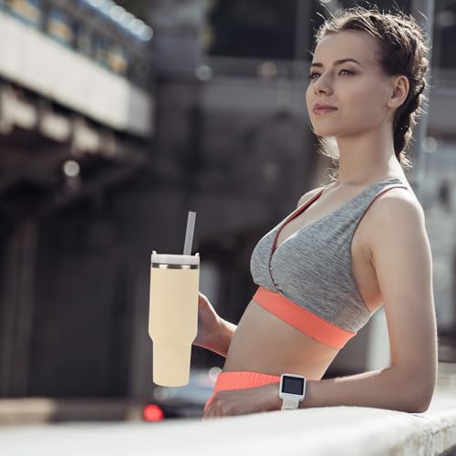 4 Pack Lid Gaskets Seals.Fit Stanley 40oz Adventure Quencher H2.0 & IceFlow tumblers. Leak - proof, keep drinks hygienic.Includes 4 straws and 1 brush