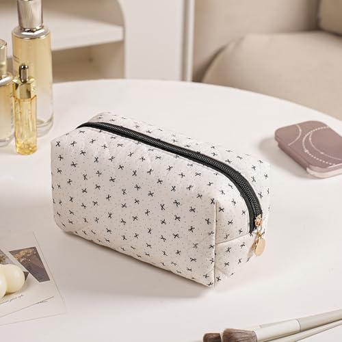 Quilted Floral Makeup Bag Large Capacity Travel Toiletry Organizer