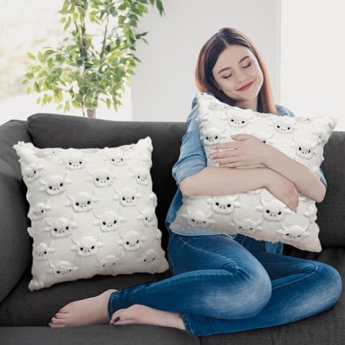 Highland Cow 18x18 Faux Fur Throw Pillow Cover - Farmhouse Home Decor