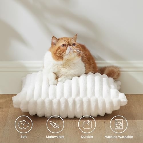 Bedsure Fleece Striped Throw Pillow Covers, Off White, 18x18 - Set of 2