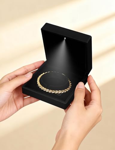 Hatori Velvet Bracelet Box with LED Light – Jewelry Organizer for All Occasions