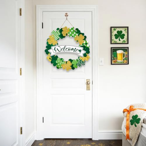 St. Patrick's Day Shamrock Wooden Wreath - Green Clover Welcome Sign