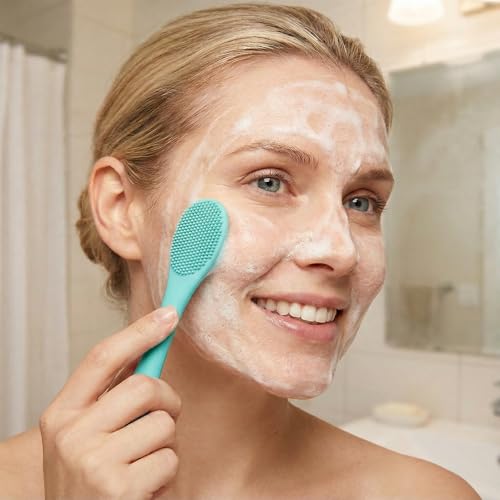Dual-Ended Silicone Facial Cleansing & Mask Applicator Brush (2 Pcs)