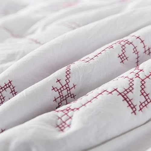 Red King Size Quilt Bedding Set with Pillow Shams - All Season Lightweight Coverlet, 3 Pieces