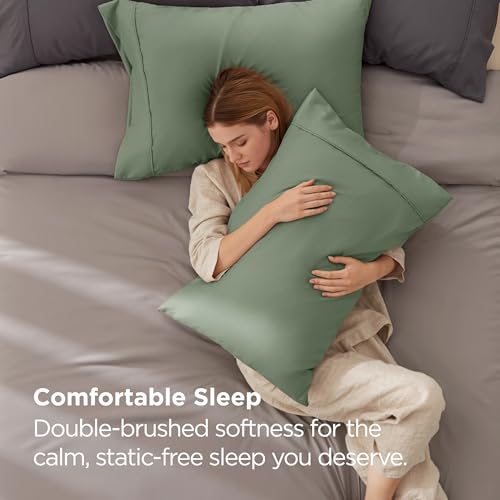 Bedsure Standard Pillow Cases Set of 2 - Sage Green 20x26 Inches