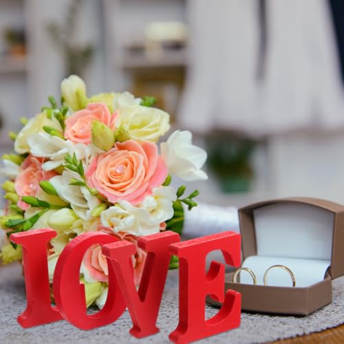 Wooden Love Sign Table Centerpiece 4-Piece Retro Dining Decor
