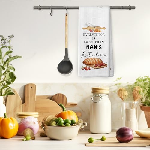 Nan Kitchen Towel - Everything is Sweeter in Nan's Kitchen 16x24