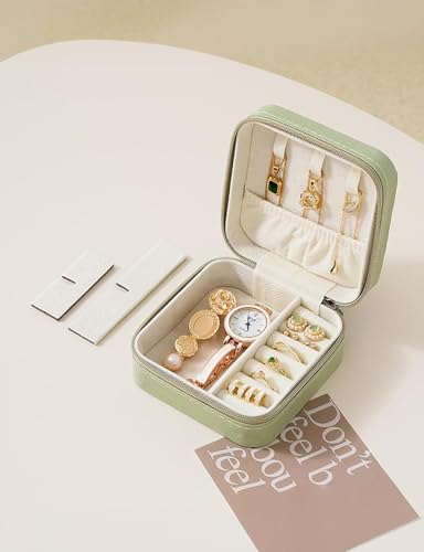 Green Travel Jewelry Case - Compact Jewelry Organizer for Women & Girls