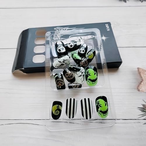 QUNQINLI Halloween Press on Nails Short Oval Ghost Pumpkin Bat False Nails