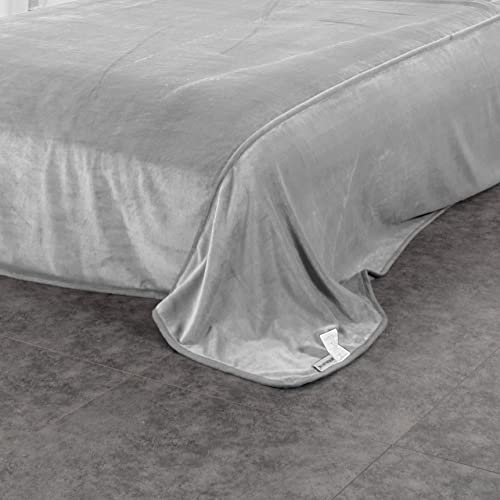 340GSM Flannel Bed Blanket Oversized King 144x144 Light Gray Cozy Microfiber